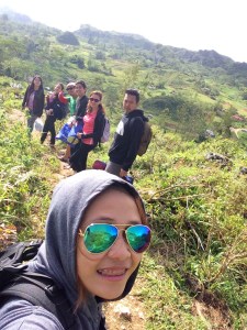 Downhill trek to Mantalongon market, selfie shot with the " Social Climbers"😁