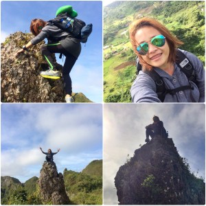 Now there's me struggling to climb that rock with my tent and bag at my back, feet shaking as I capture my selfie shot😉😉